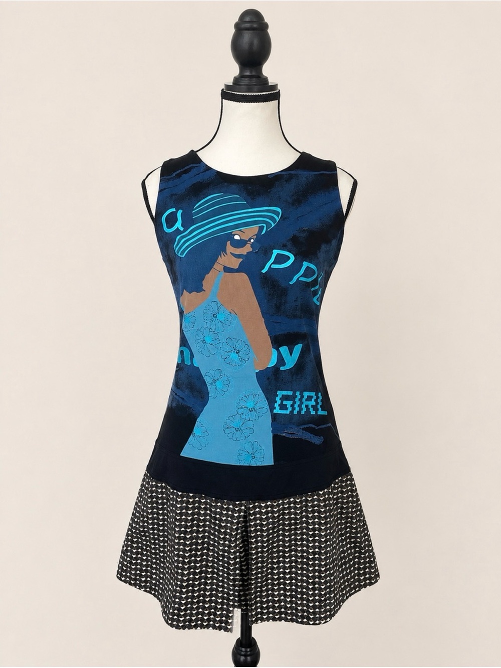 Rare Y2K Classic Allure Graphic Mini Dress M Pop Art Sleeveless Dress
